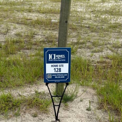 Coroplast Signs